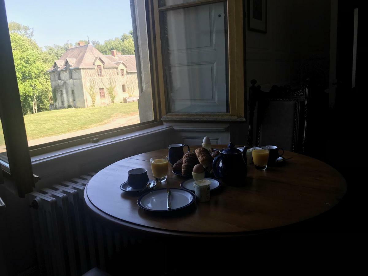 Champdeniers Chateau Pont Jarno B&B المظهر الخارجي الصورة